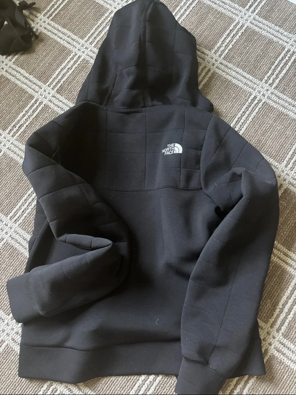 The North Face Black Quilted Hooded Zip-Up Jacket Men’s size XS